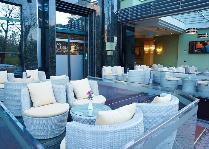 Grand & 호텔