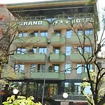 地拉那温泉大酒店 酒店 4*