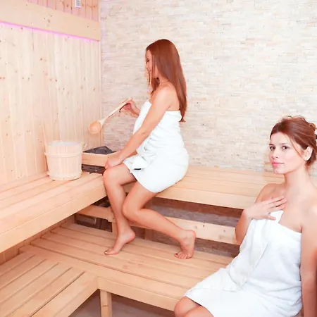 酒店 地拉那温泉大酒店 4*