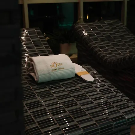 地拉那温泉大酒店