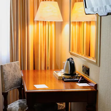 地拉那温泉大酒店 酒店