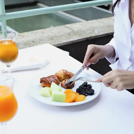 地拉那温泉大酒店 地拉那