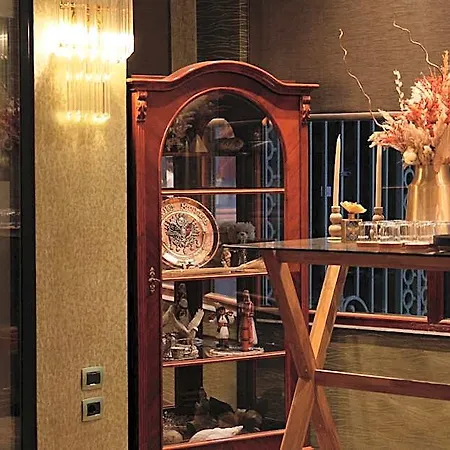 فندق Grand & 4*