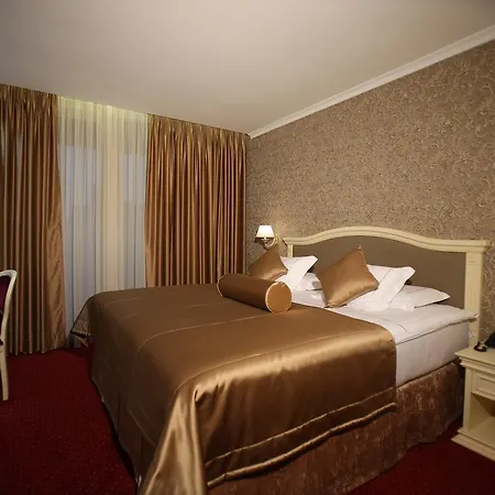 地拉那温泉大酒店 地拉那