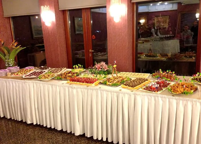 Grand & Hotell Tirana