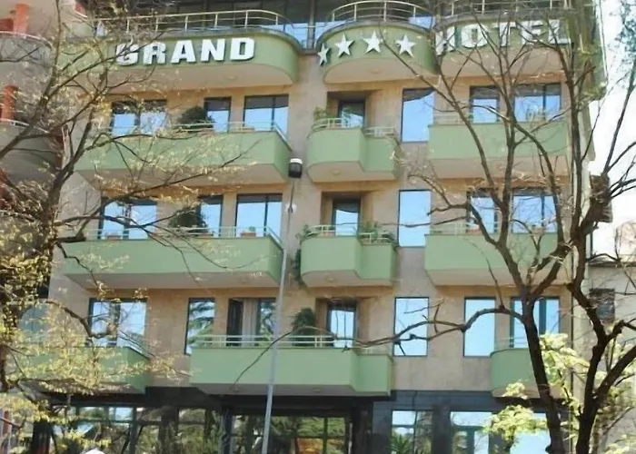 Grand & Hotell 4*