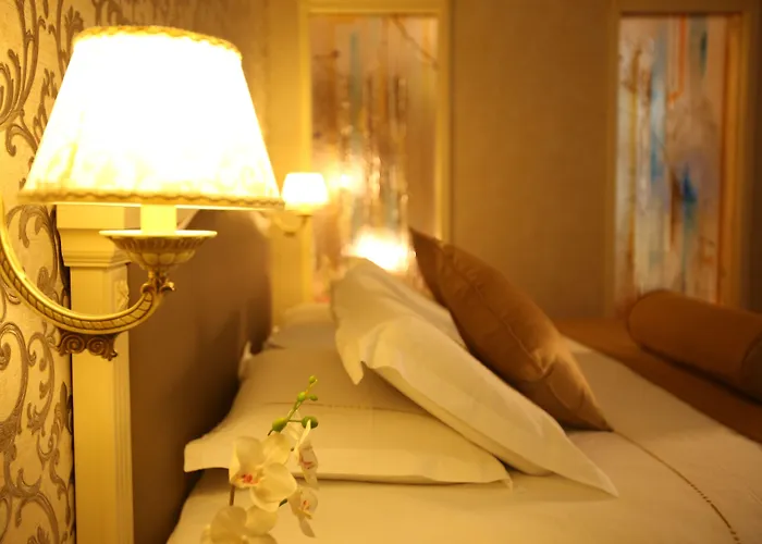 Grand & 4* Tirana