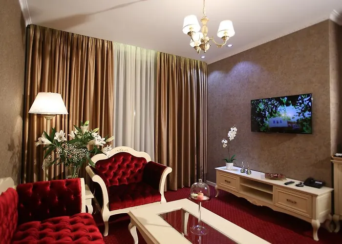 Otel Grand &